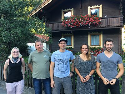 Gruppenfoto vor Hotel Tirolerhof-Hopfgarten_KAT Bike Botschafter