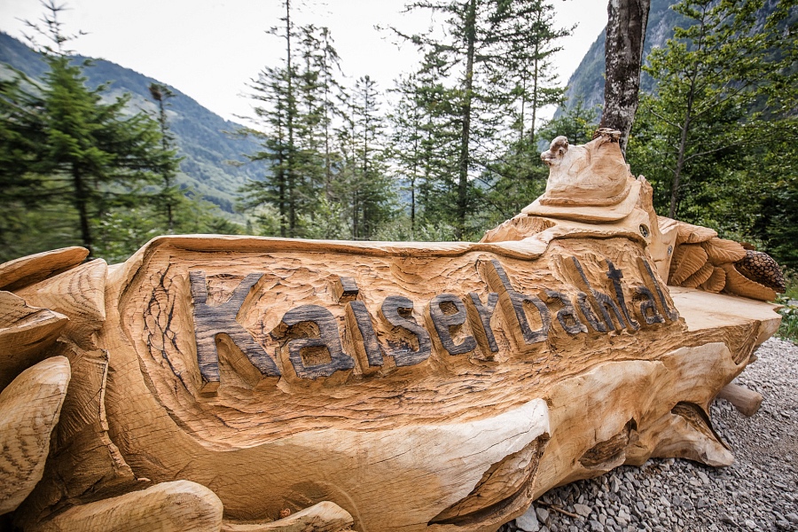 Kaiserbachtal Holzbank
