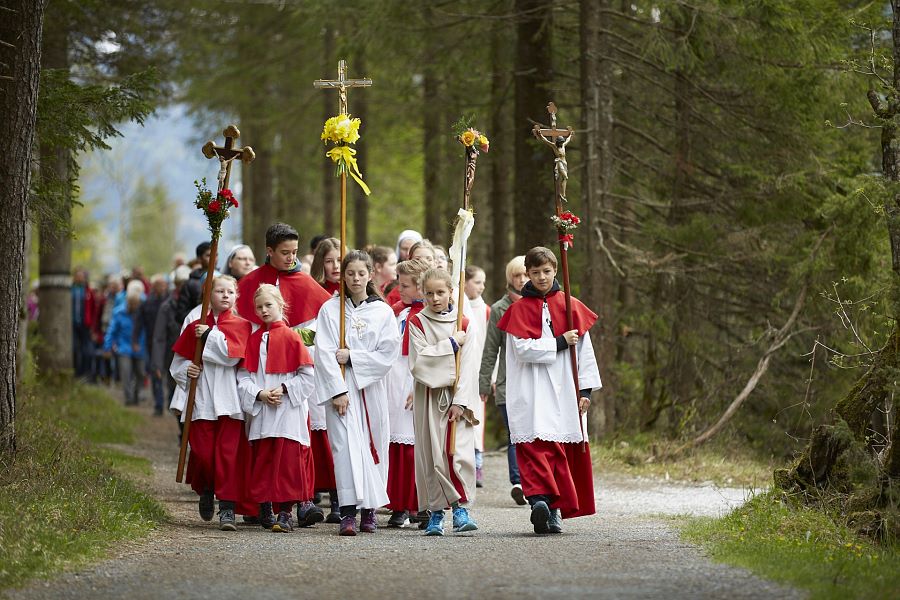 adoliar-bittgang-protestanten-pillerseetal