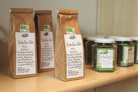 Bio-Tees tun Körper, Geist und Seele gut. © Bei ins dahoam