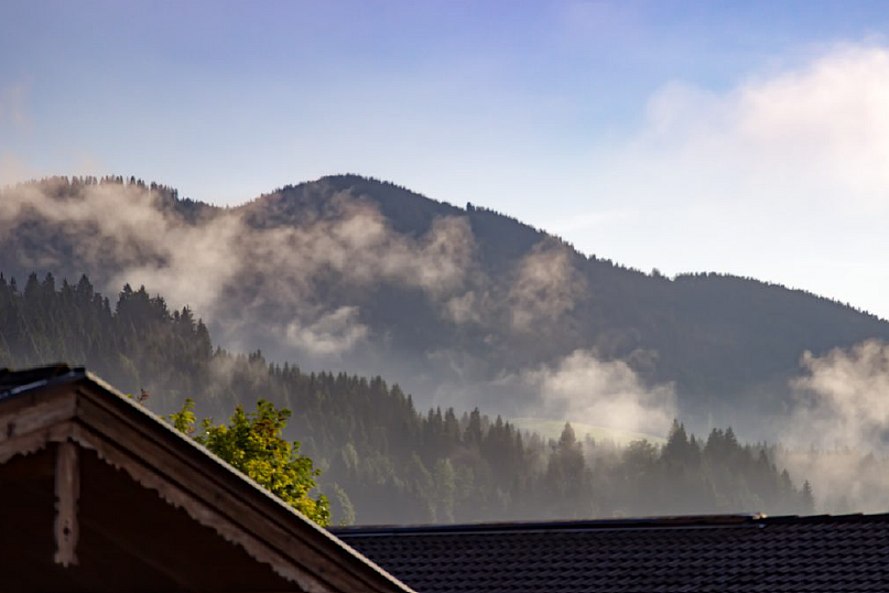 Morgendliche Nebelschwaden im Brixental am KAT Bike-Kitzbueheler Alpen_Foto Dirk Wahn-einfachmalraus
