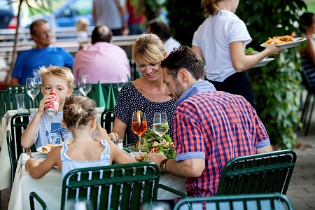 restaurant-am-badesee-hopfgarten-salvenaland