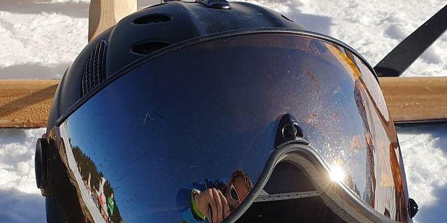 Ski-Helm zum Rodeln