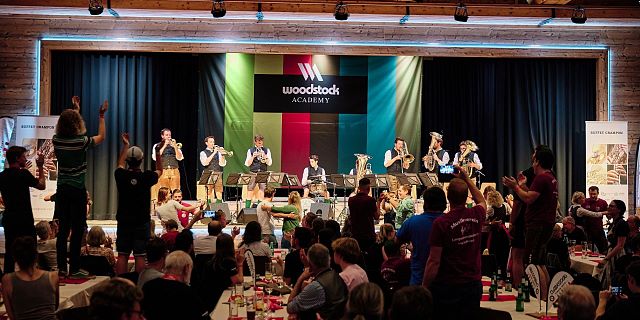 Kaiser Musikanten bei der Woodstock Night