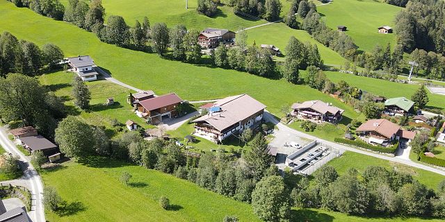 Kitzbueheler-Alpen-Lebenswege-Sebastian-Fischzucht